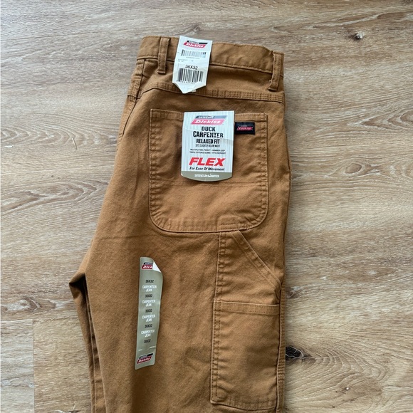 Dickies men’s pants. Carpenter relaxed fit, flex. Size 36 x 32, brand new - Picture 2 of 4